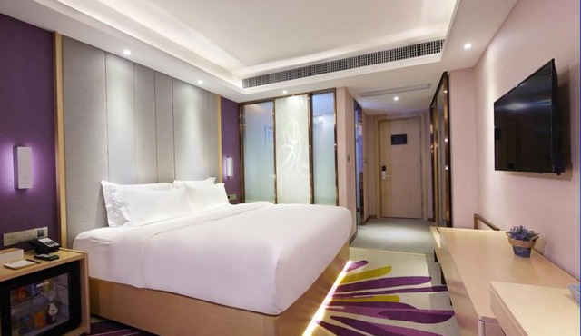 Lavande Hotel Luzhou Lufu Wanfu Daduhui