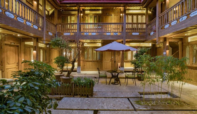 Lijiang Ivy Garden Resort Hotel