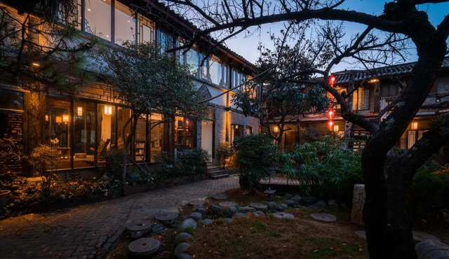 Lijiang lazy Tribe sonw Mountain View Guesthouse