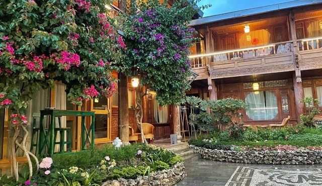 Lijiang Rongyi Homestay