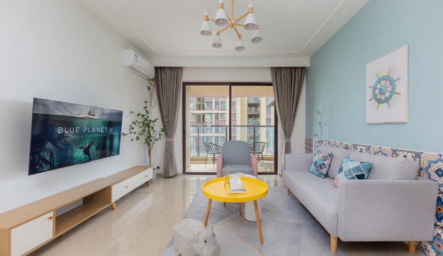 Locals Apartment House 05