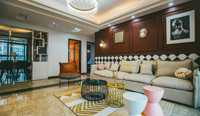 Locals Apartment Inn 98