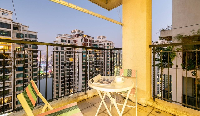 Locals Boutique Apartment Huafa Plaza 19