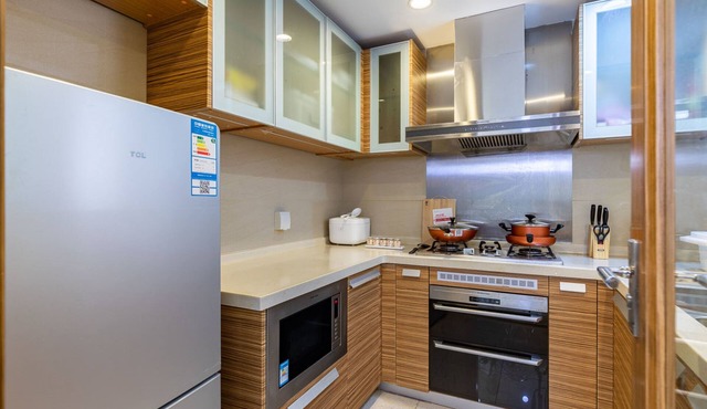 Locals Boutique Apartment Huafa Plaza 7