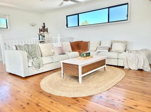 Long Jetty Lake House