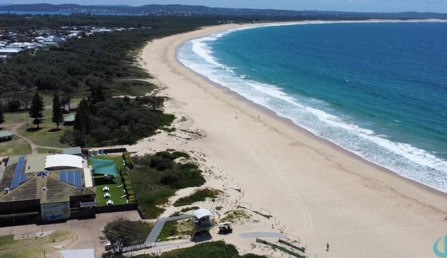 Longshore Drift - metres to Blacksmiths Beach