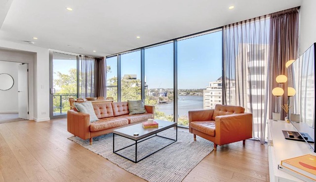 Lovely 2 Bedroom Executive Apartment