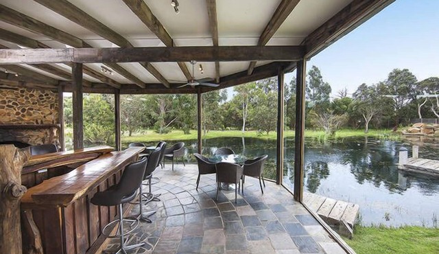 Luxury Holiday Retreats - Sleeping 75 guests over the 3 properties