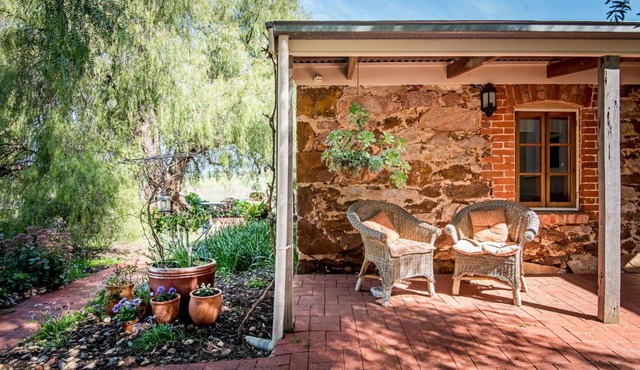 Lucy's Cottage