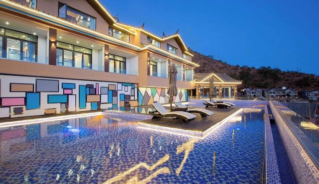 Lugu Lake Yunshang Holiday Hotel
