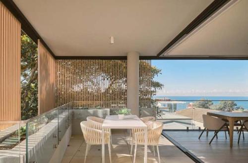 Luxurious Vaucluse Apartment w Ocean Views