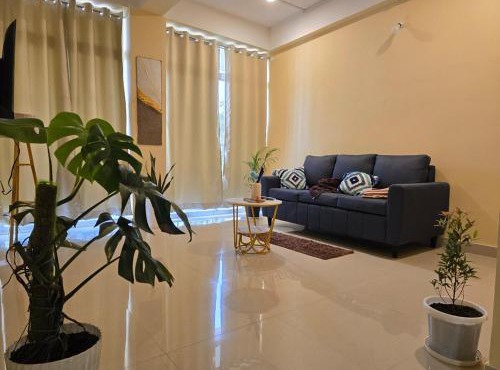 Luxury 3BHK Flat Cozy Stay for Family & Groups