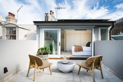Luxury 3BR home w rooftop garden BBQ near CBD