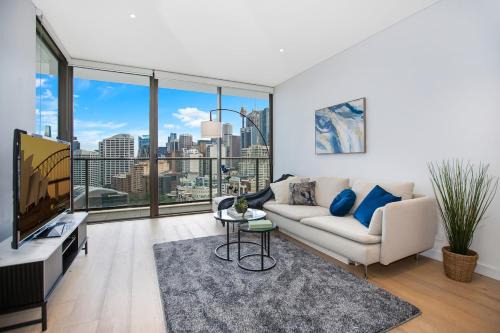 Luxury CBD 3BR - Pool, Fireworks Views