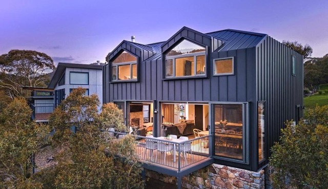 Luxury Mountain Chalet one of Crackenback's best