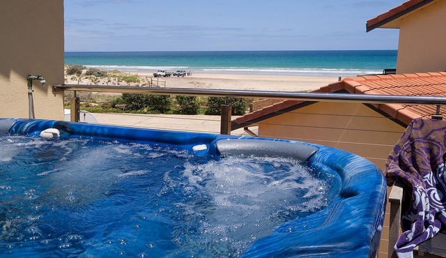 Luxury Spa “Beachfront Moana” Perfect for couples, families or friends!