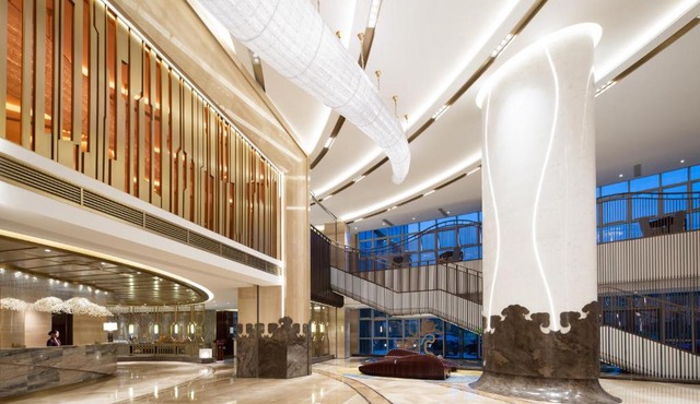 Luzhou Jianguo Hotel