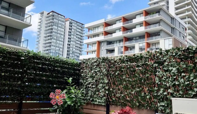 Macquarie Park Paradise (Garden View)