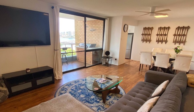 Manly Cove Court