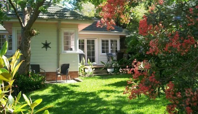 Manly Sunshine Cottage - quiet family retreat