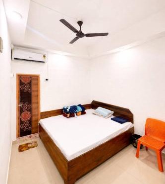 Mannat Lodge