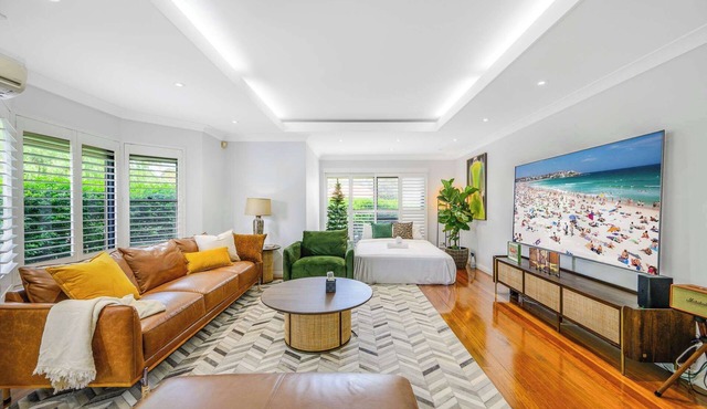 Maroubra Gem Close to Beach Sleep 16
