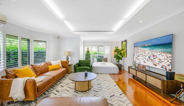 Maroubra Gem Close to Beach Sleep 16