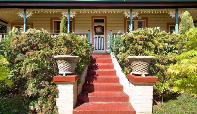 Mary Villa