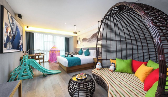 Mehood Lestie International Hotel Nancun Wanbo Metro Station Branch