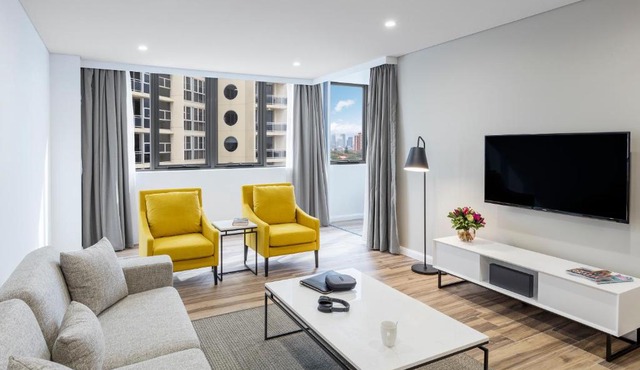 Meriton Suites Bondi Junction