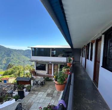 Meshrom Guest House and Restaurant