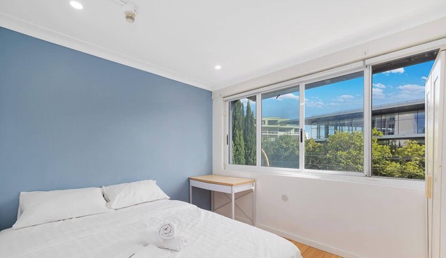 MetaWise BnB | Cozy Modern Studio Rushcutters | Room 4