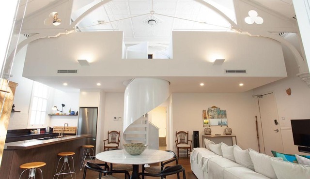 Mezzanine Magic, Bondi Junction