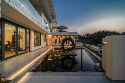 Mingyuejian Designer Intelligent Hotel
