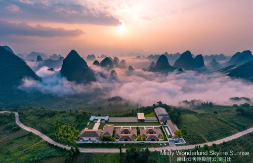Misty Wonderland ,Yangshuo Xingping