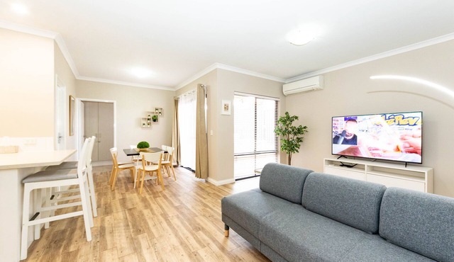 Modern 4X2 Perth house near Stadium/Casino/Airport