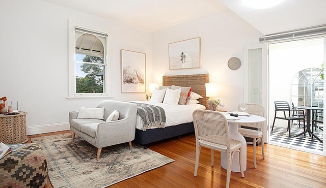 Modern and Cosy Inner West Apartment