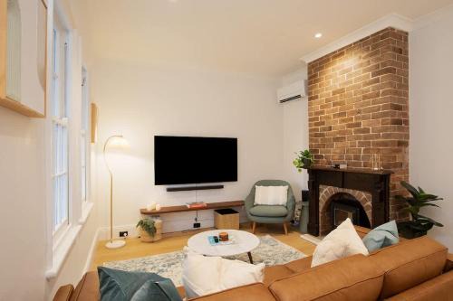Modern & Cozy 3BR Terrace in Zetland