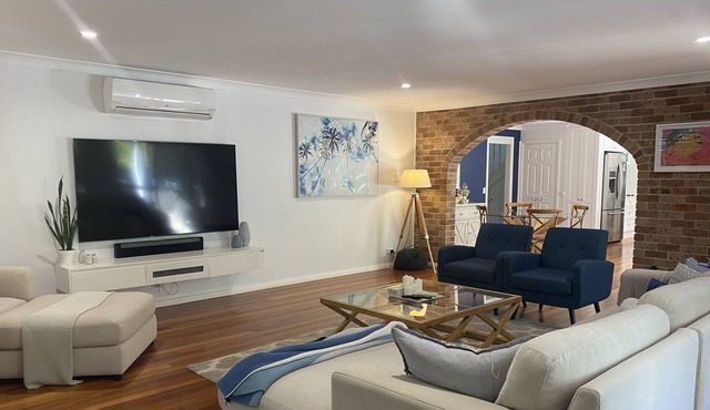 Modern open plan family house