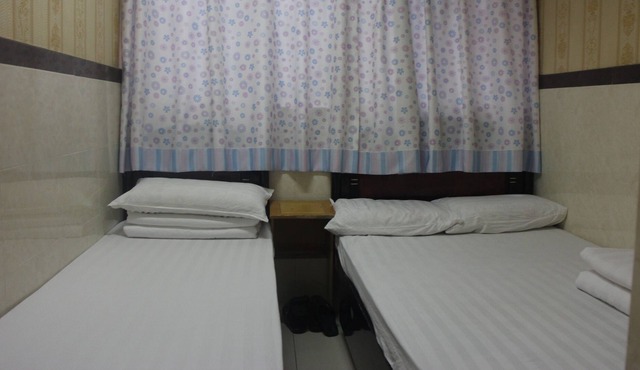 Mong kok Renovated Room 206