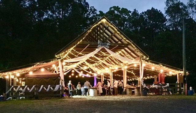 Mooloolah Valley Holidays ... an adventure in nature ... kids, families, groups