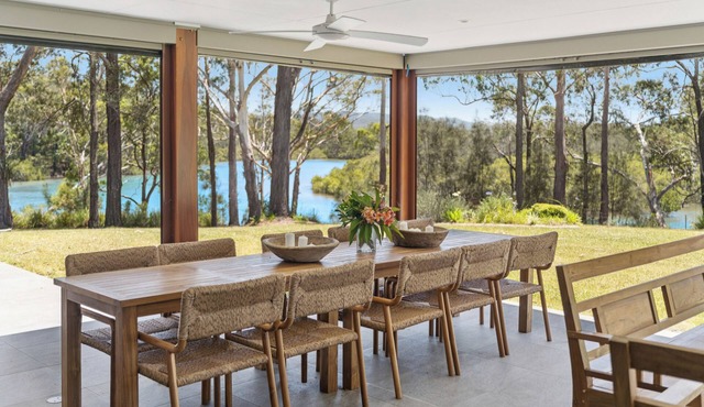 Moonee Stayz – House - Where Moonee estuary meets the ocean