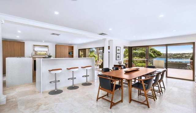 MOSMAN - HOPE2 - Hopetoun Avenue - Luxury 5BR Home with Harbour Views Between Balmoral Chinamans Beaches