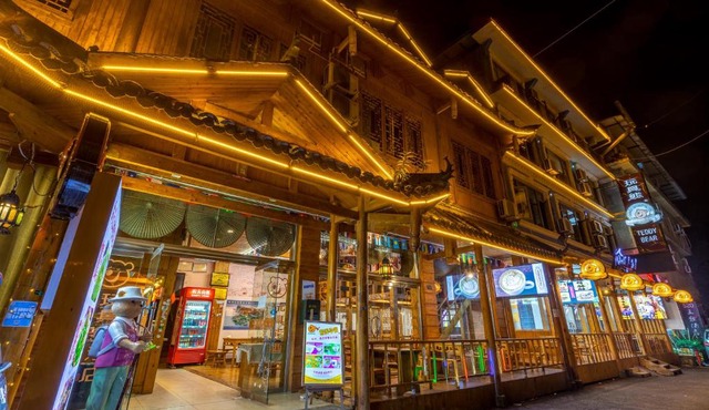 Mount Emei Teddy Bear Hotel玩具熊酒店