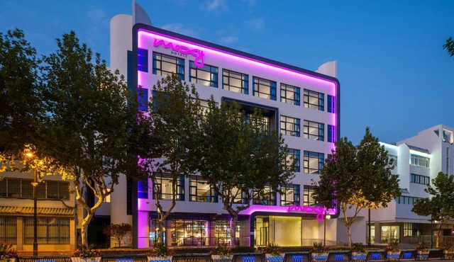 Moxy Suzhou City Centre