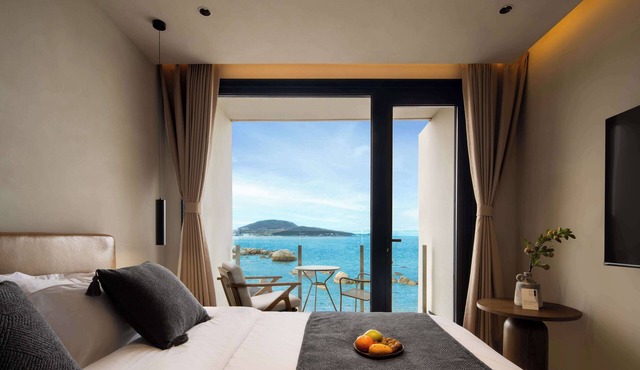 Moya Hotel - Qingdao Laoshan Scenic Area