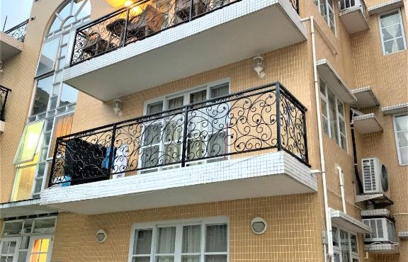 MTR Tung Chung near Airport Apartment, City Getaway, Pa Mei Village Tung Chung