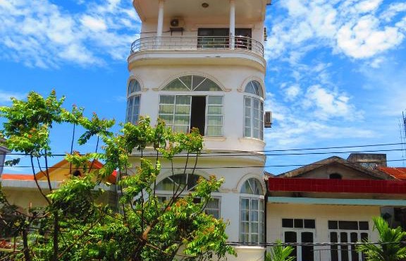 Nam Long Hotel