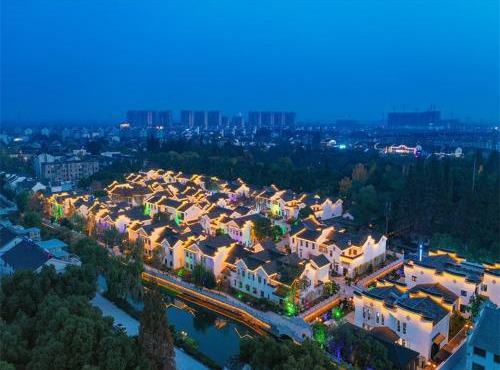 Nanxun Boyang New Century Mingting Resort Hotel