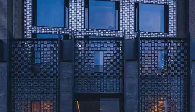 Neobridge Hotel